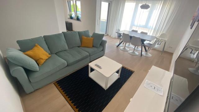 Strahlende Erdgeschoss-Wohnung Im Neubau Naehe Legoland อิคเนนเฮาเซน ภายนอก รูปภาพ